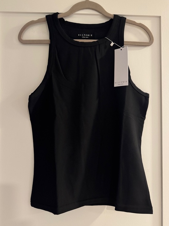 ALLFENIX Tops - ALLFENIX NWT Ribbed Active Tank in Black | Size Large
